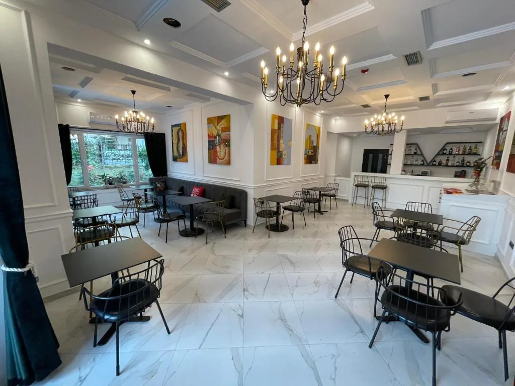 Venis Hotel — photo 4